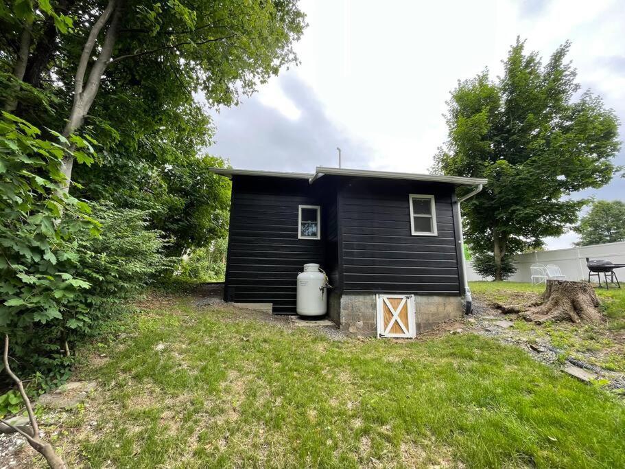 Campfire Cottage Fireplace, Fire Pit & No Chores! Kingston Exteriör bild