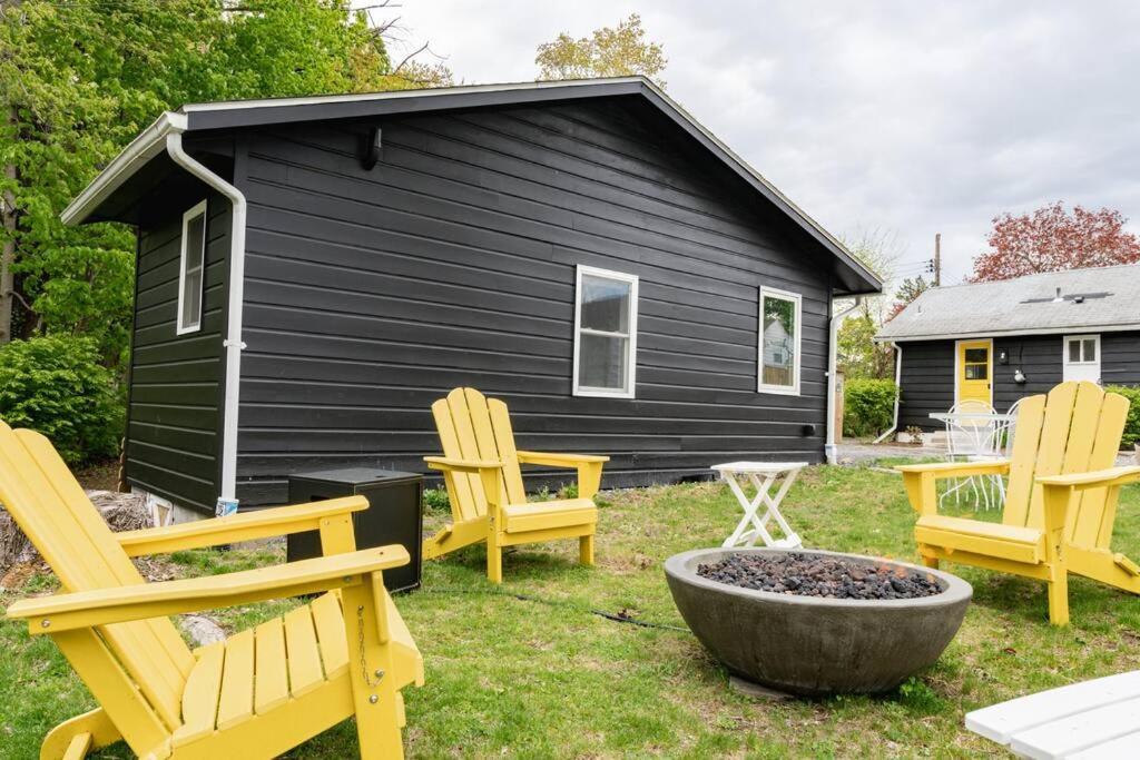 Campfire Cottage Fireplace, Fire Pit & No Chores! Kingston Exteriör bild