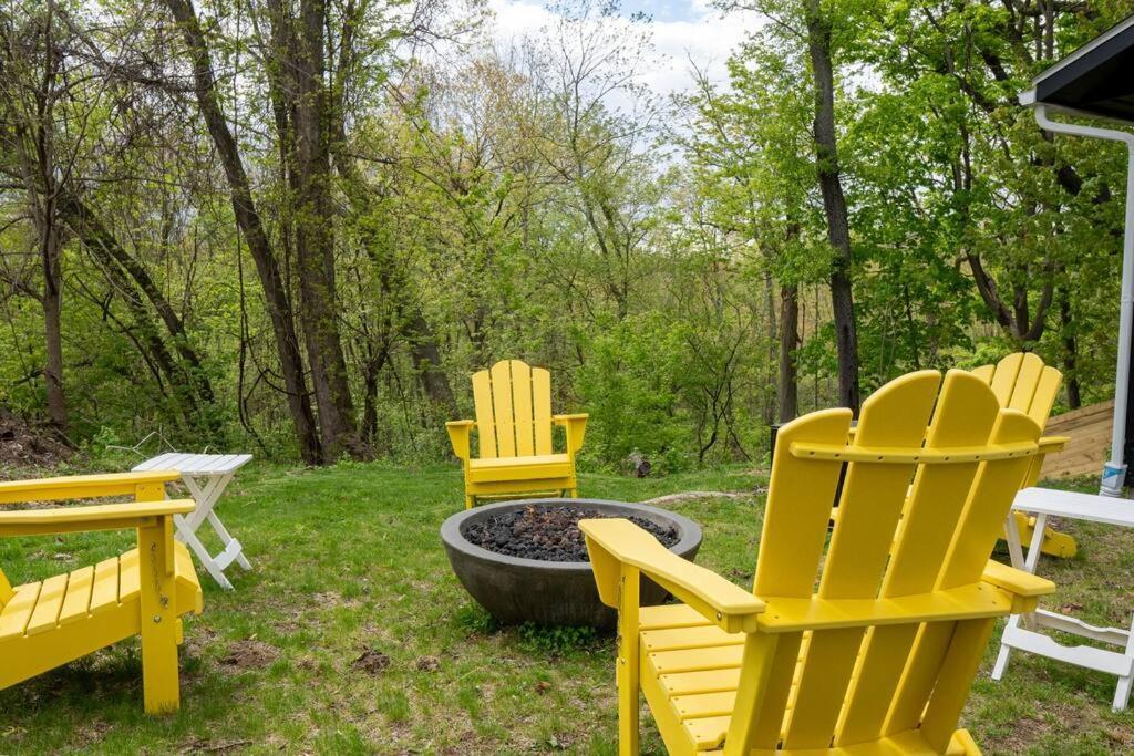 Campfire Cottage Fireplace, Fire Pit & No Chores! Kingston Exteriör bild